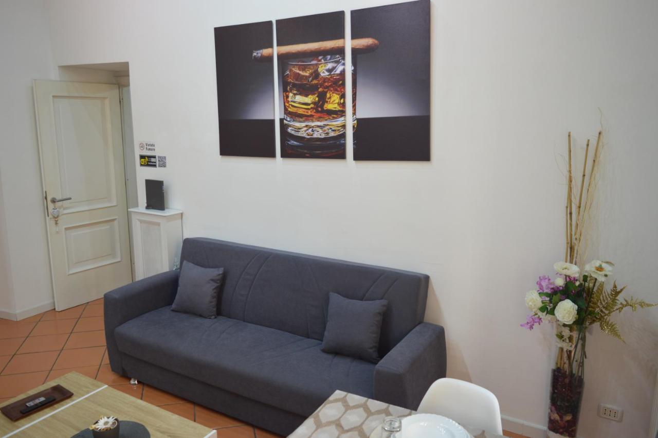 Ferienwohnung Domus Cavour Civitavecchia Exterior foto