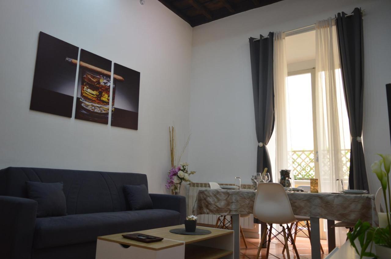 Ferienwohnung Domus Cavour Civitavecchia Exterior foto